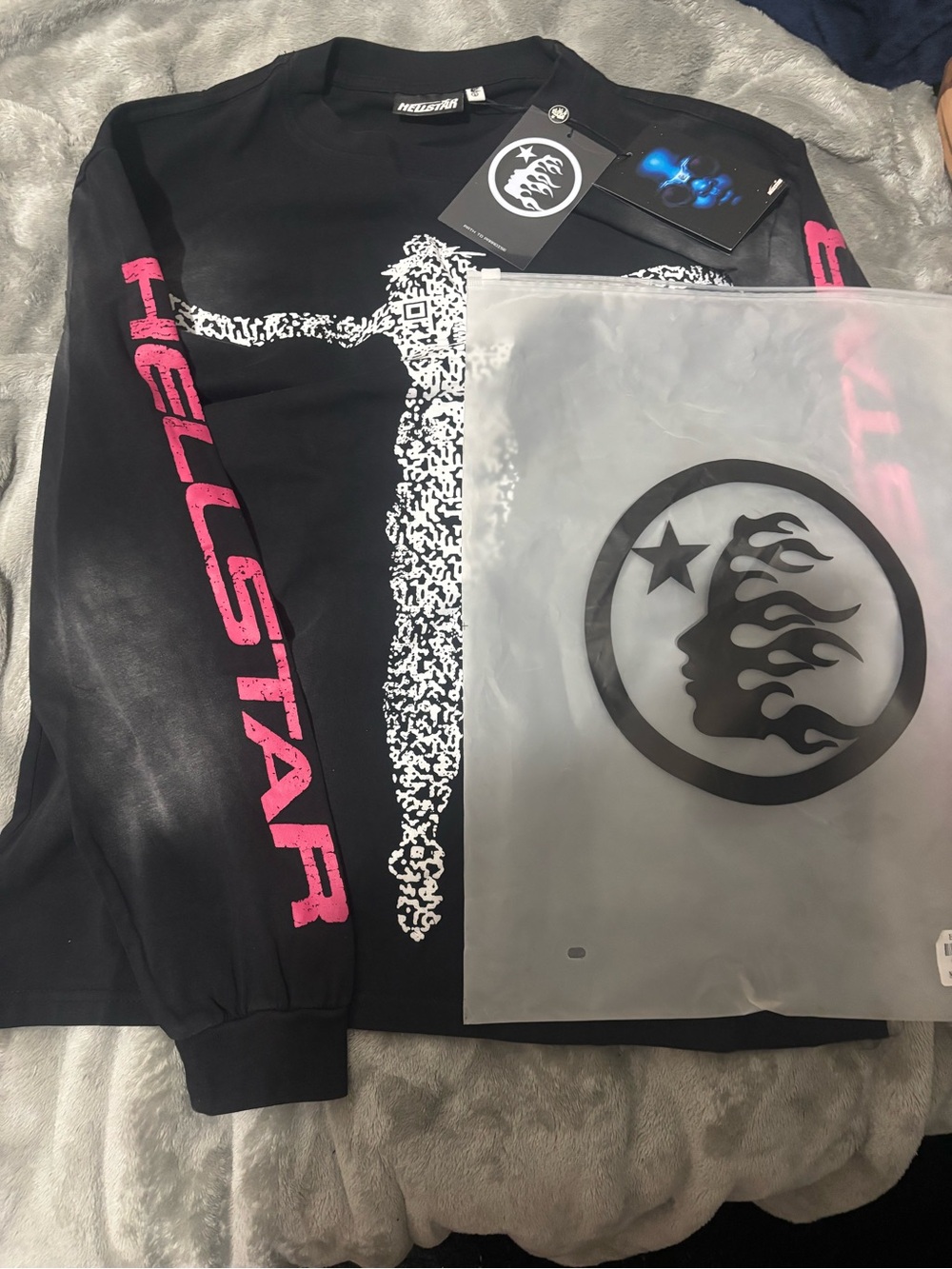 Hellstar Men’s Black Long Sleeve Graphic Tee with Pink Logo